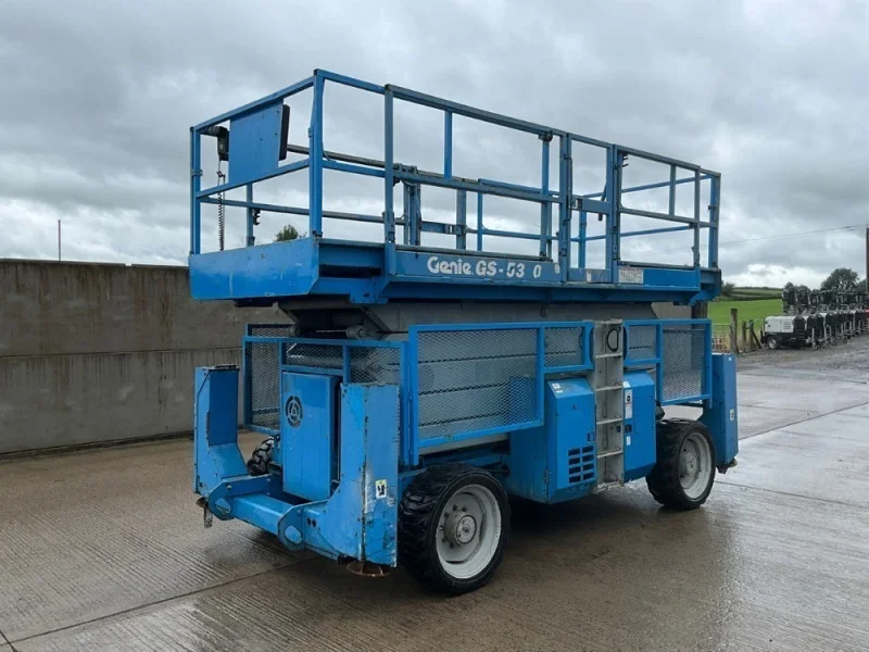 Mid Ulster Auctions Ltd - Machinery Auction to include Tractors, Dumpers, Forklifts, Scissor Lifts, Power Float & More - Auction Image 5