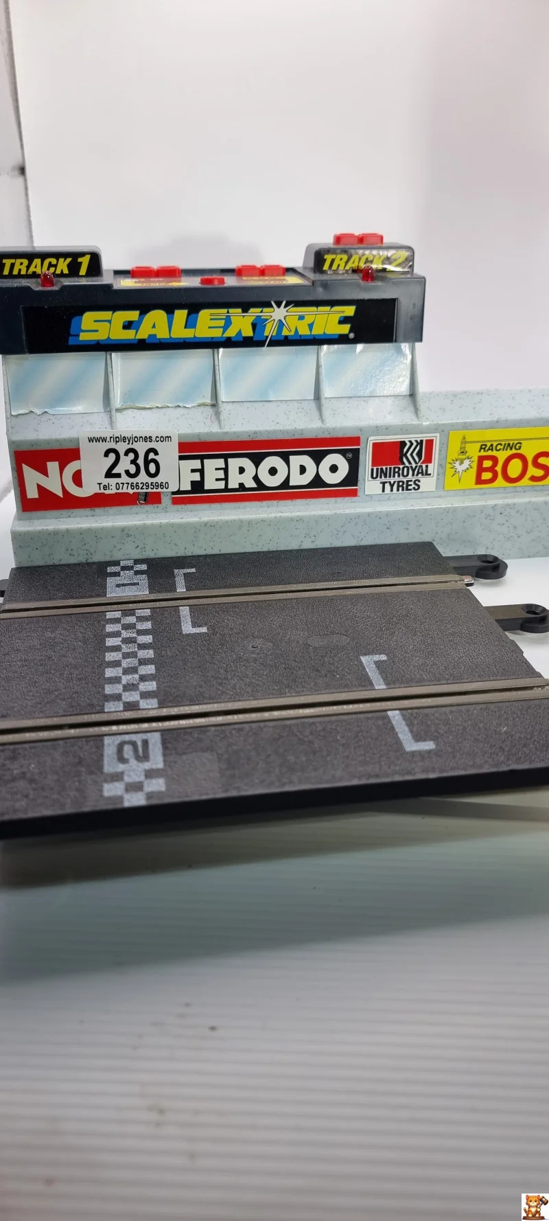 Ripley Jones Auctions - First of a 2 day sale of collectable toys, first day is slot cars at Auction - Auction Image 9