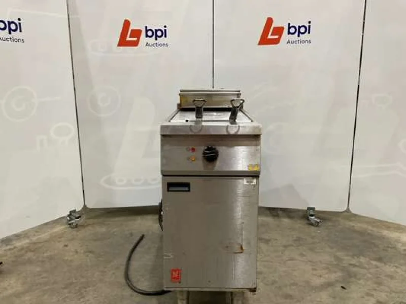 BPI Auctions - Commercial Catering Equipment to include Rational Combi Ovens, Twin Basket Fryers, Counter Fridges & Freezers & More - Auction Image 2