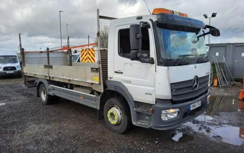BPI Auctions - 2016 Mercedes Atego Dropside Lorry, Access Solutions, Material Lifting, Tools & more - Auction Image 1