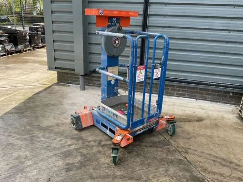 BPI Auctions - 2016 Mercedes Atego Dropside Lorry, Access Solutions, Material Lifting, Tools & more - Auction Image 4