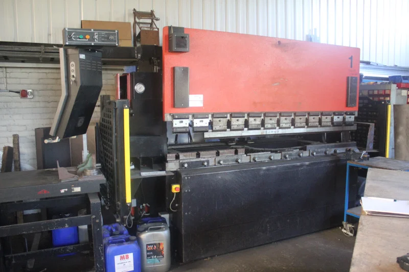Pontypridd Auctions Ltd. - Engineering Equipment at 2 sites in Newport, Gwent - Auction Image 3