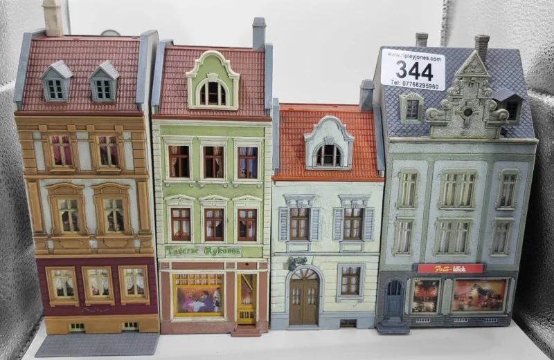 Ripley Jones Auctions - Second day of our 2 day Collectable Auction, today is Subbuteo and Railway - Auction Image 9