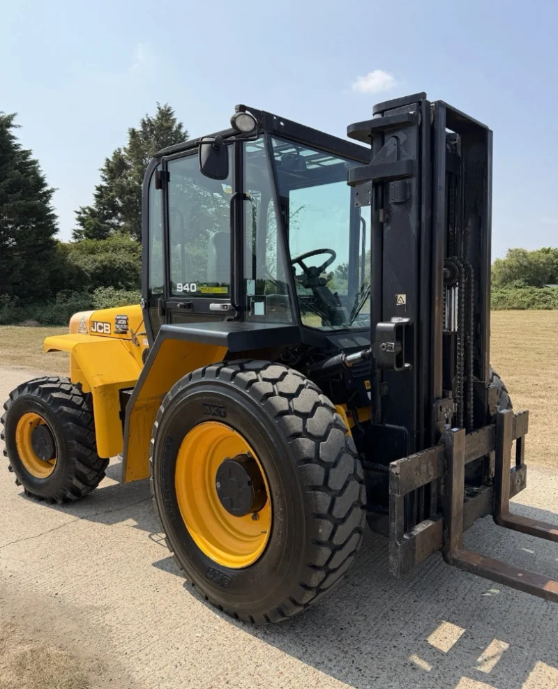 Universal Auctions Group Ltd - 800 LOTS TO BID ON! Plant, HGVs, Ex-Fleet Vehicles, Agri Equipment, Machinery & More - Auction Image 1
