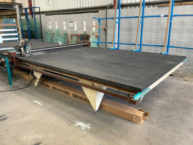 BPI Auctions - Entire Contents of Glass Manufacturer Business at Auction to include Vans, Forklift, Machinery & more - Auction Image 3