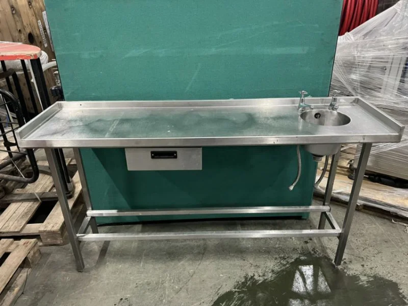 JPS Chartered Surveyors - Commercial Catering Auction featuring Fryers, Washing Machines. Adexa Twin Deck Electric Pizza Oven, Large Stainless Steel Catering Tables & More - Auction Image 8