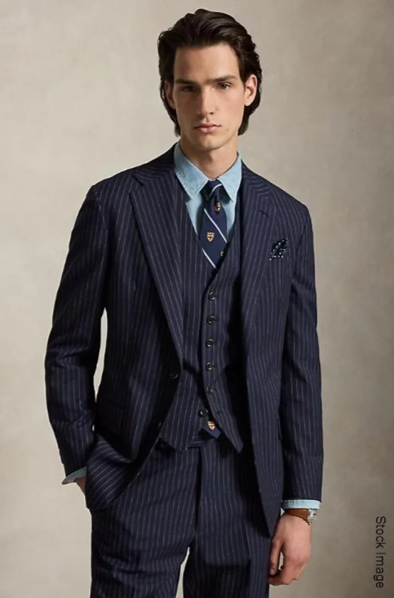 In2Corporate Ltd - Leading Designer Couture Clothing, High Fashion, and Luxury Accessories at Auction (Phase 1) - Auction Image 5