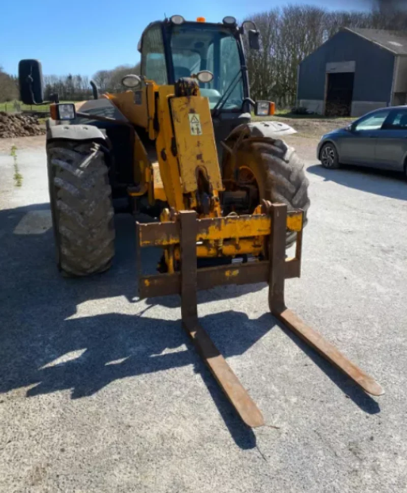 Universal Auctions Group Ltd - Massive Multi-Lot Auction; Ex-Fleet Vans, Agri, Construction & Heavy Plant Machinery And Much More! - Auction Image 8