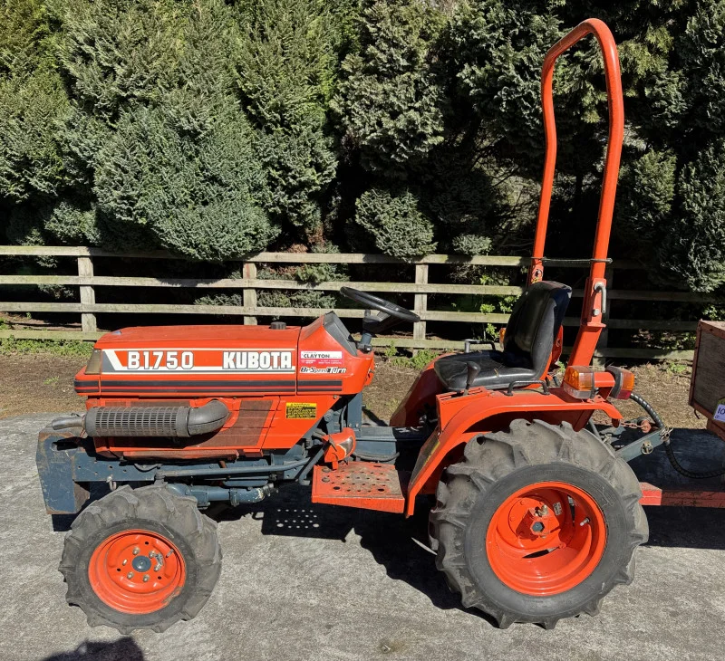 Pinder Asset Solutions Ltd - Probate Disposal Scania T-Cab Tractor Unit, Toyota Landcruiser V8; Garage, Groundcare & Lifting Equipment, Linde H30D Forklift, Golf Buggy at Auction - Auction Image 4