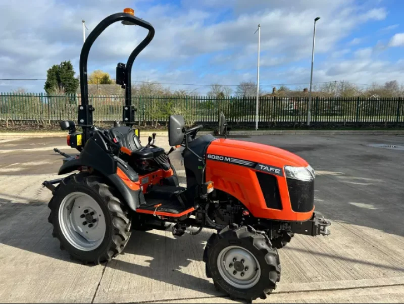 Universal Auctions Group Ltd - Massive Multi-Lot Auction; Ex-Fleet Vans, Agri, Construction & Heavy Plant Machinery And Much More! - Auction Image 1