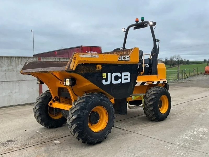 Mid Ulster Auctions Ltd - Machinery Auction to include: Midi Excavators, Dumpers, Mini Diggers, Road Sweepers, Scissor Lift, Walk Behind Laser Screed & More - Auction Image 5