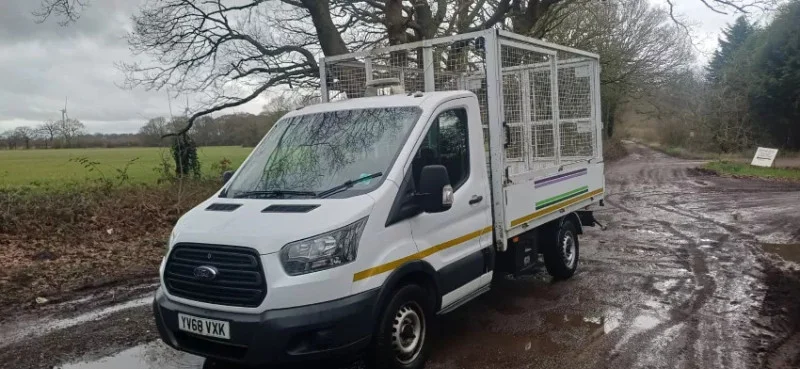 Universal Auctions Group Ltd - Massive Multi-Lot Auction; Ex-Fleet Vans, Agri, Construction & Heavy Plant Machinery And Much More! - Auction Image 4