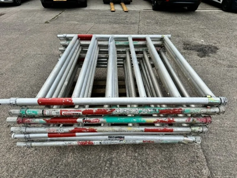 Gavel Auctioneers Ltd - Heavy Duty Aluminium Tower Scaffold Component Auction - Auction Image 3