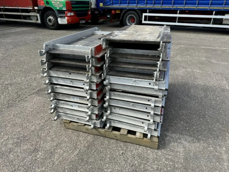 Gavel Auctioneers Ltd - Heavy Duty Aluminium Tower Scaffold Component Auction - Auction Image 5