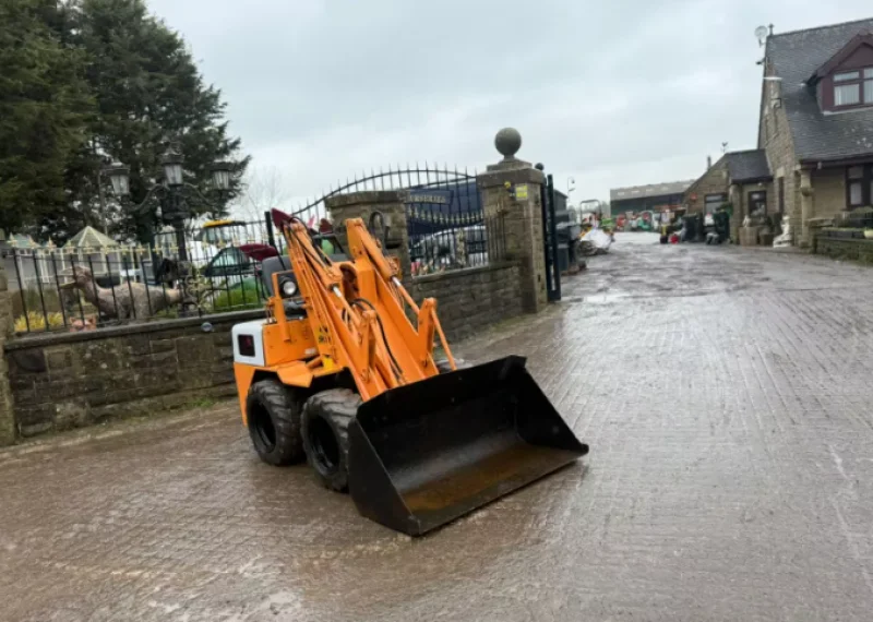 Universal Auctions Group Ltd - Massive Multi-Lot Auction; Ex-Fleet Vans, Agri, Construction & Heavy Plant Machinery And Much More! - Auction Image 2