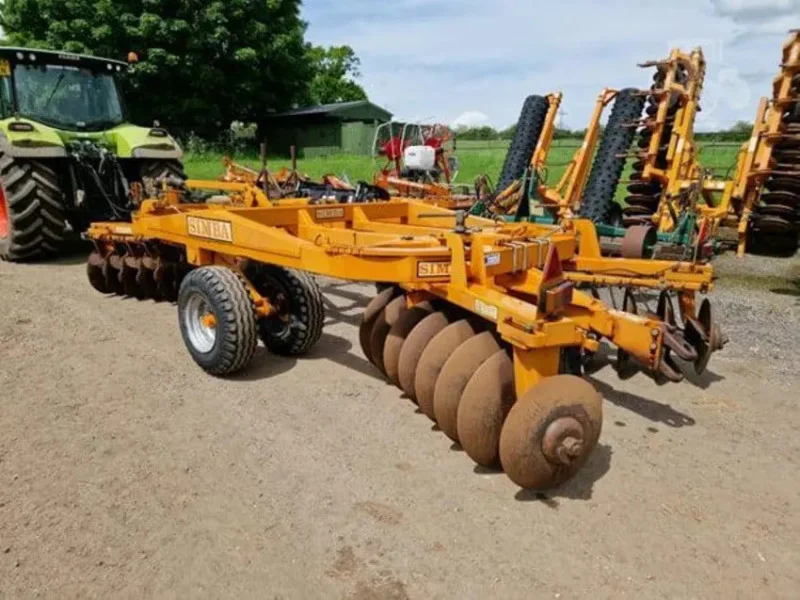 Universal Auctions Group Ltd - Massive Multi-Lot Auction; Ex-Fleet Vans, Agri, Construction & Heavy Plant Machinery And Much More! - Auction Image 6
