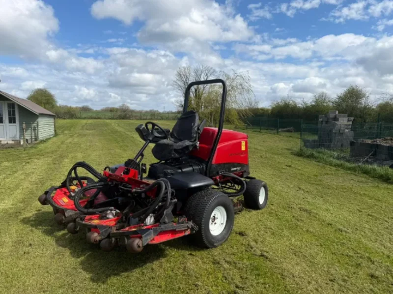 Universal Auctions Group Ltd - Massive Multi-Lot Auction; Ex-Fleet Vans, Agri, Construction & Heavy Plant Machinery And Much More! - Auction Image 7