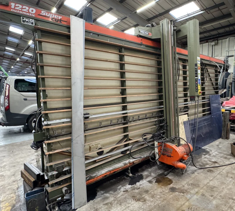Pinder Asset Solutions Ltd - Engineering, Fabrication and Woodworking Machinery, Gantry Hoists, Compressors and Hydraulic Pumps at Auction - Auction Image 6