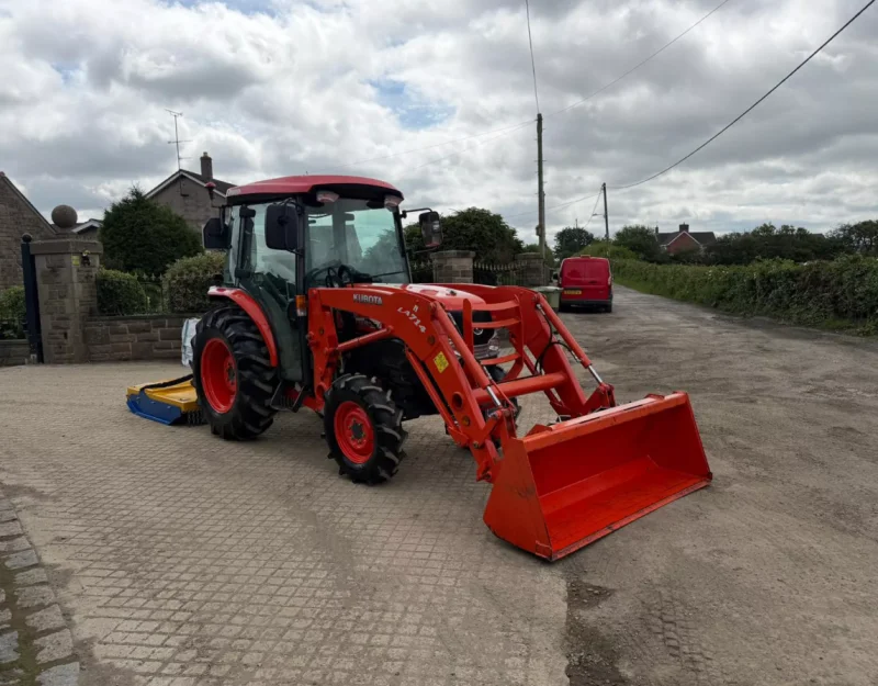 Universal Auctions Group Ltd - Summer Spectacular, ONLY 12.5% BUYERS PREMIUM, 1 Week Only! Plant, HGVs, Ex-Fleet Vehicles, Agri Equipment - Auction Image 8