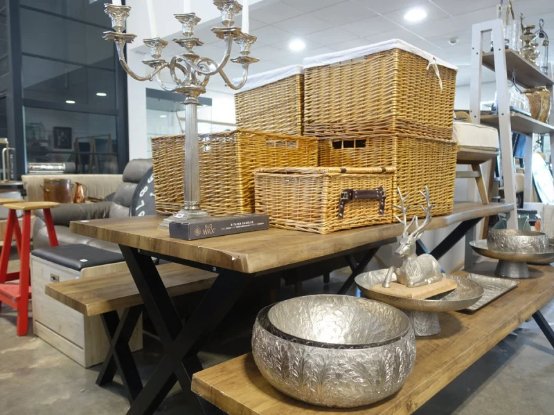 W & H Peacock - St Neots Weekly Auction - Auction Image 6