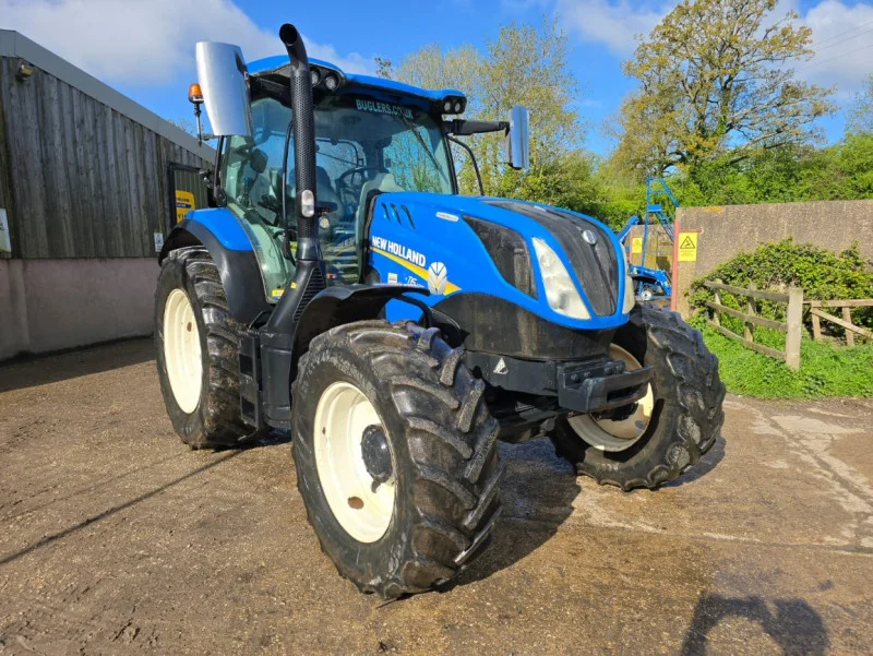 BPI Auctions - 2023 - 2014 New Holland Tractor Auction on behalf of New Holland Dealership - Auction Image 4