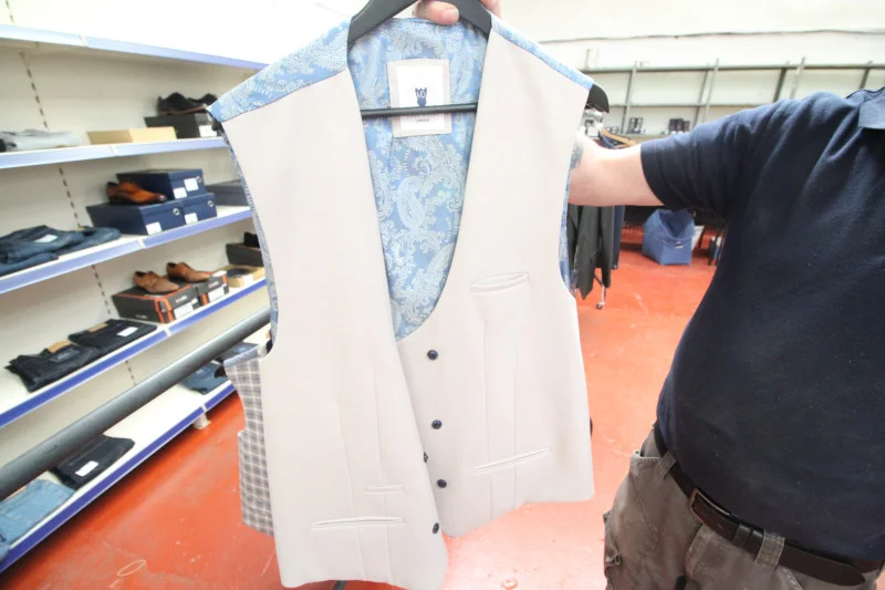 Lithgow Sons & Partners - Gents & Boys Formal Wear inc. Jackets, Waistcoats, Shoes & Belts at Auction - Auction Image 3