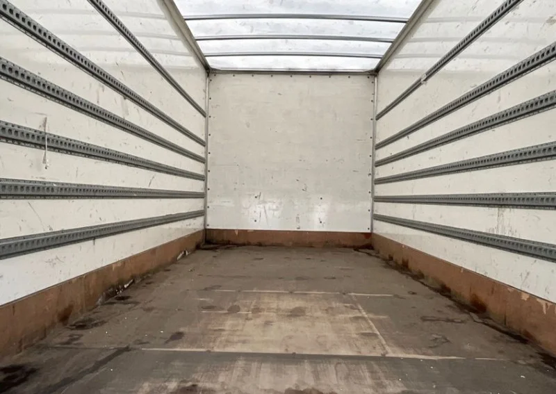 BPI Auctions - 2019 & 2018 Iveco Daily, Eurocargo & Stralis Commercial Vans Auction - Auction Image 3
