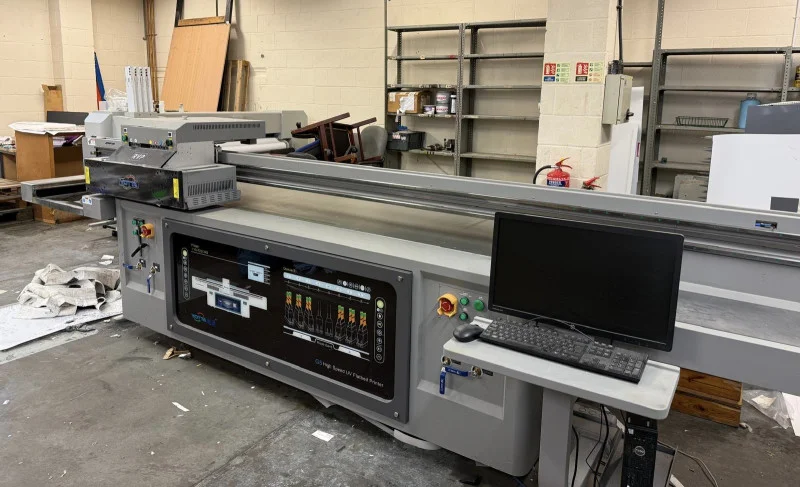 Pinder Asset Solutions Ltd - Wide Format Printers, Laminators, Merchandise Printers, Print Finishing, and Typesetting Equipment Auction - Auction Image 3