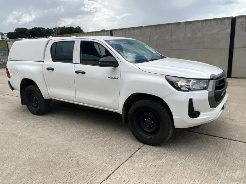 Mid Ulster Auctions Ltd - Vehicle Auction to include Vans, Cars, Campervans, Trailers & More - Auction Image 2