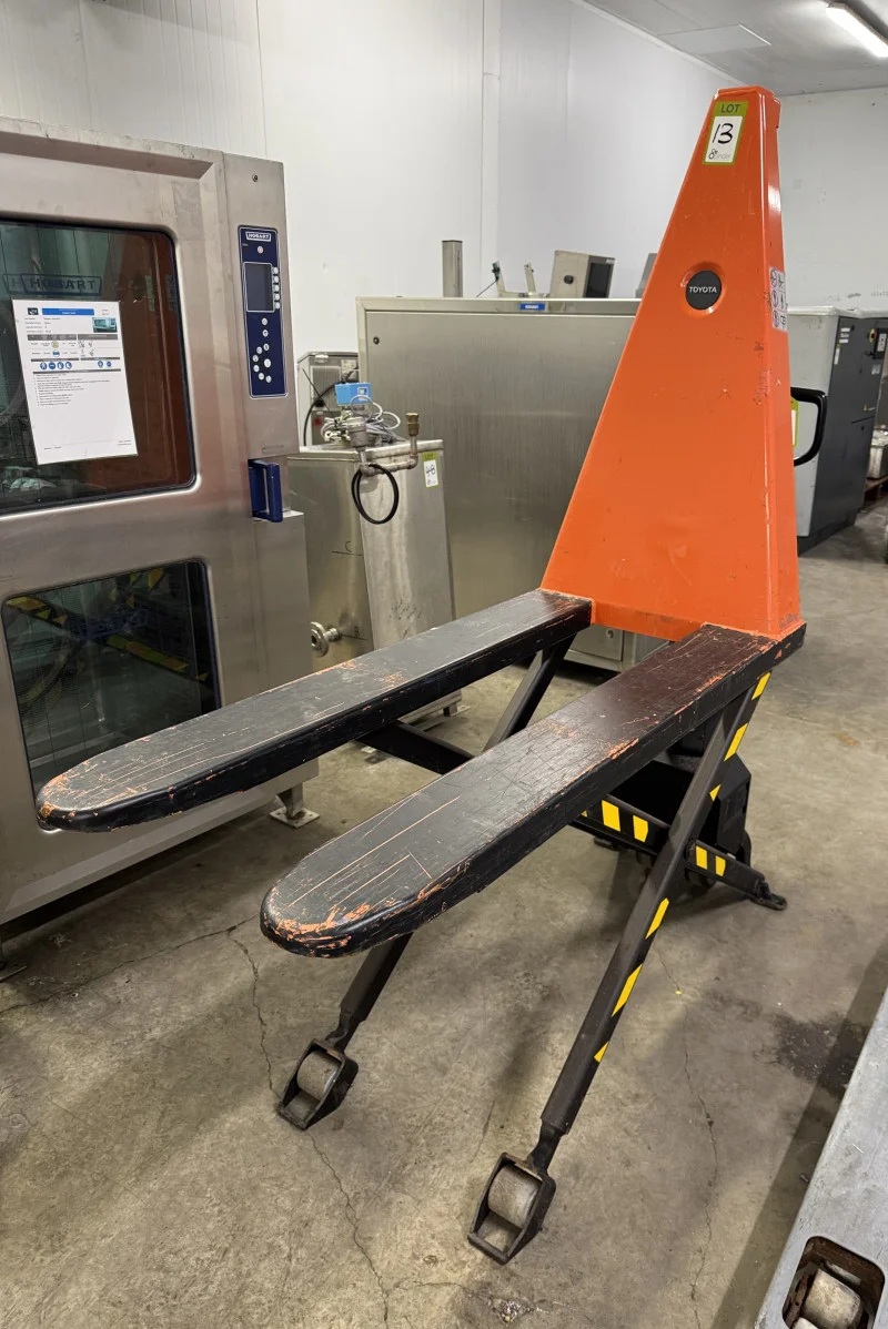 Pinder Asset Solutions Ltd - Bakery, Meat, Fish Processing and Packaging Machinery, 2022 Manitou MT1335 Telehandler, Fridge Trailers, Compressors and Spares at Auction - Auction Image 9