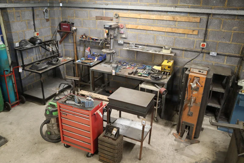 W & H Peacock - Fabrication Machinery & Equipment Auction - Auction Image 3