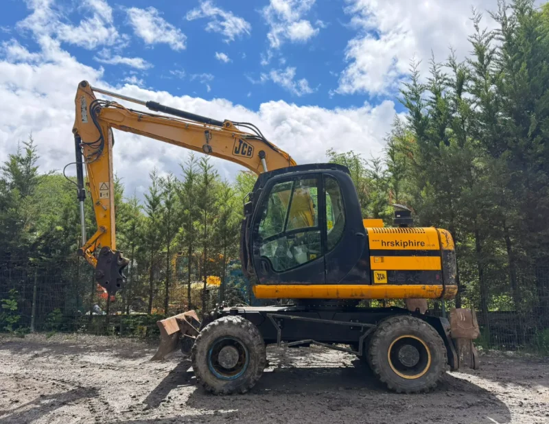 Universal Auctions Group Ltd - 800 LOT MEGA SALE EVENT, Plant, HGVs, Ex-Fleet Vehicles, Agri Equipment, Machinery & More - Auction Image 6