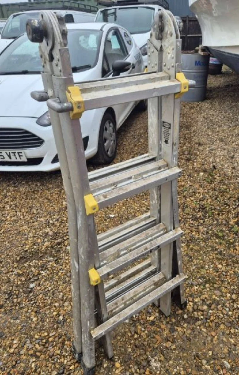 Wyles Hardy & Co - HGV's, Light Commercials & Construction Tools Auction - Auction Image 5