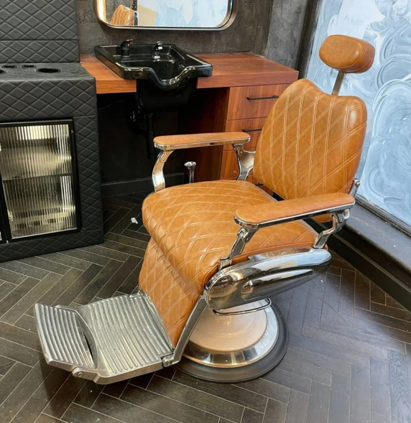 In2Corporate Ltd - Contents of an Old School Award-Winning Barbershop Auction - Auction Image 1
