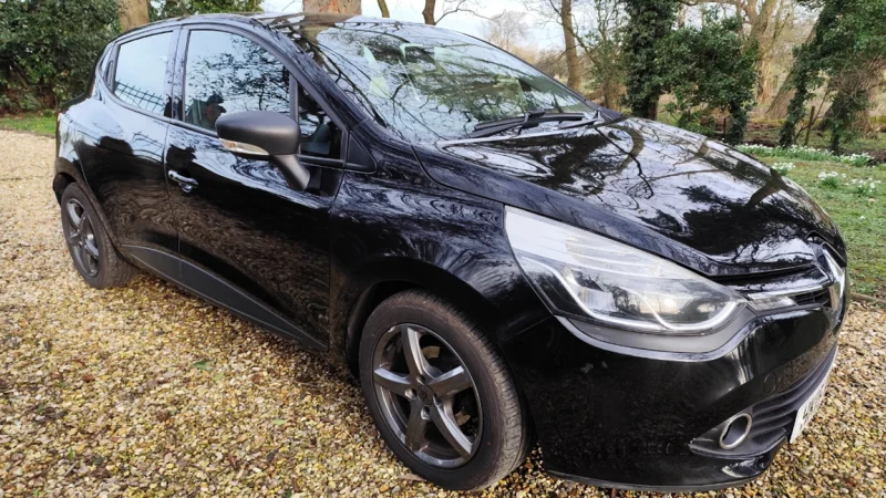 Asset Auctions Ltd - Exclusive Auctioneer's Choice: A Curated Collection of Exceptional Lots to include: Monitors, Printers, Office Furniture, Pallets of Tools, Vehicles & Forklifts at Auction - Auction Image 5