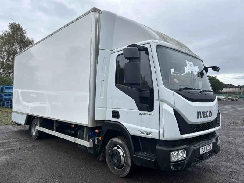 Sweeney Kincaid - Vehicle Auction to include Cars, Vans, Commercial Vehicles, Motor Caravan, Box Van & More - Auction Image 4