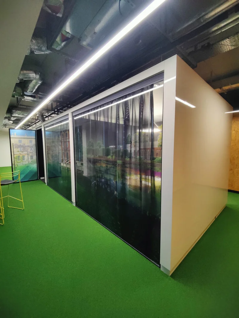 In2Corporate Ltd - Contents of a Contemporary London Office Featuring Office Desks & Chairs, Boardroom Tables, Designer Furniture, Commercial Kitchen, Premium Gym Auction - Auction Image 5