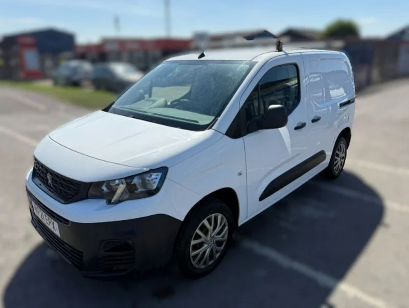 Universal Auctions Group Ltd - Vehicle Auction to include Vans, Cars, Motorcycles, SUV's, Off Road Buggy's, Trailers, HGV's & More - Auction Image 4