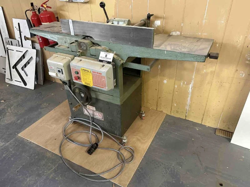 Sweeney Kincaid - Excellent Woodworking Machinery & Tools Auction - Auction Image 8