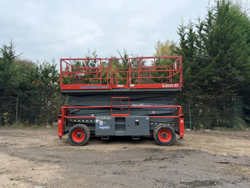 Infinity Auctions Network Limited - Collective Sale of Plant, Machinery and Agricultural Equipment Auction - Auction Image 2