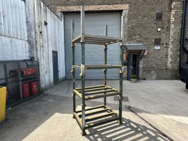 Gavel Auctioneers Ltd - Auction of Stackable Stillage & Post Pallets - Auction Image 3