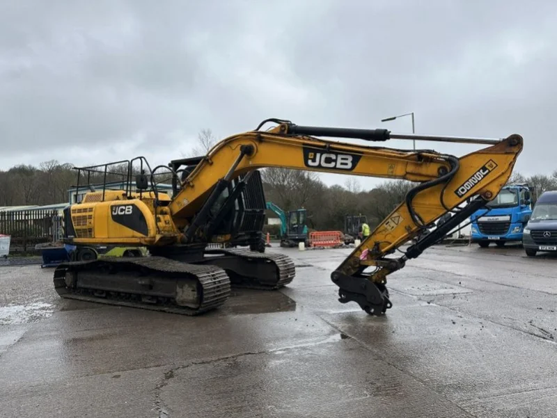 Gavel Auctioneers Ltd - Auction of 2017 JCB JS160 Excavator, 2012 JCB JS260 Excavator & JCB CT260 Tandem Roller - Auction Image 2