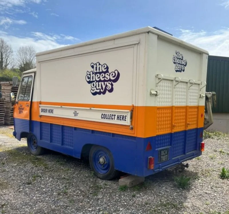 Eddisons - Leeds - Vintage Peugeot J7 Converted Food Truck / Catering Van - Auction Image 2