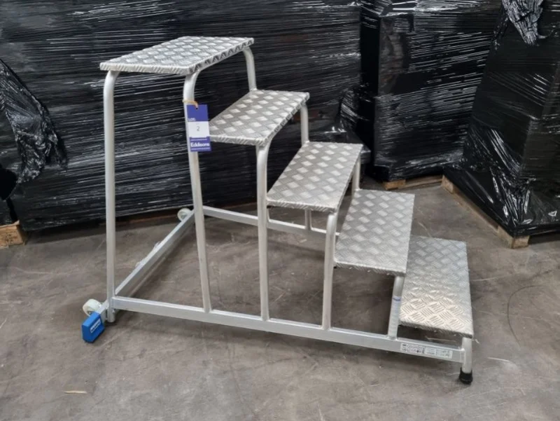 Eddisons - Leeds - A Large Quantity of Factory and Workshop Products - Auction Image 2