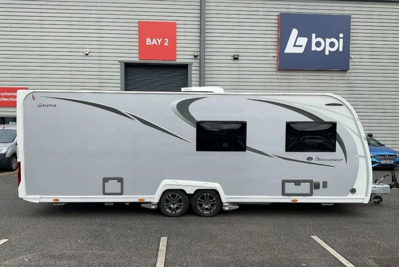 BPI Auctions - 2017 Elddis Buccaneer Galera Touring Caravan Auction - Auction Image 2