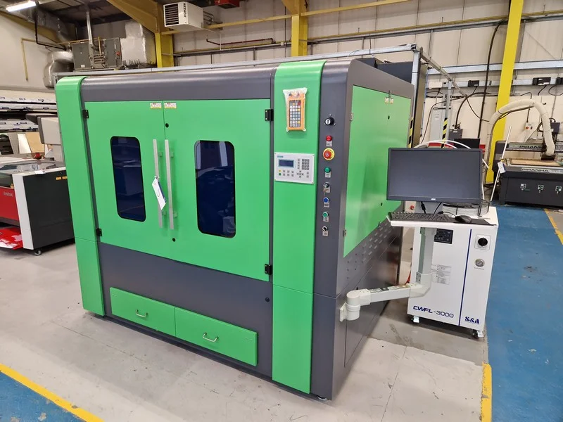 Sanderson Weatherall LLP - Leeds - Contents of Former Automotive & Manufacturing Advanced Practice Facility, CNC Machine Tools, Lasers & Equipment, Welding Robot 3D Printers, Workshop Equipment, Vehicle & Engine Parts Auction - Auction Image 2