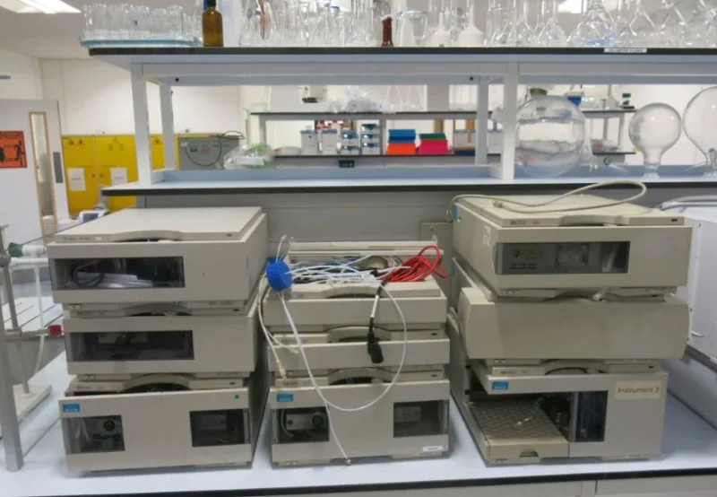 G J Wisdom & Co - Huge On-Site Sale For The Entire Contents Of Laboratories & Scientific Equipment - Auction Image 5
