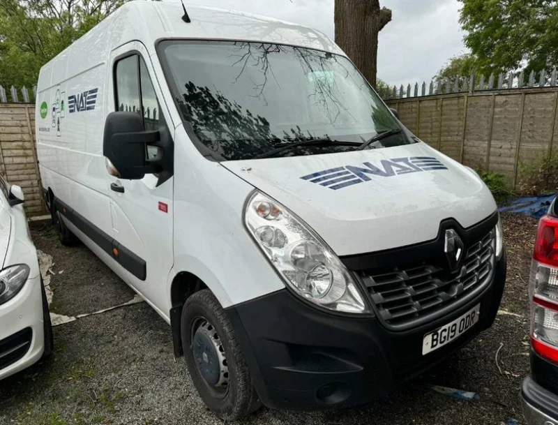 BPI Auctions - Scania & DAF Tractor Units, DAF 7.5T Flatbed, Melton 27,000L Tanker, Renault Master Van, AdBlue & Static Fuel Tanks Auction - Auction Image 3
