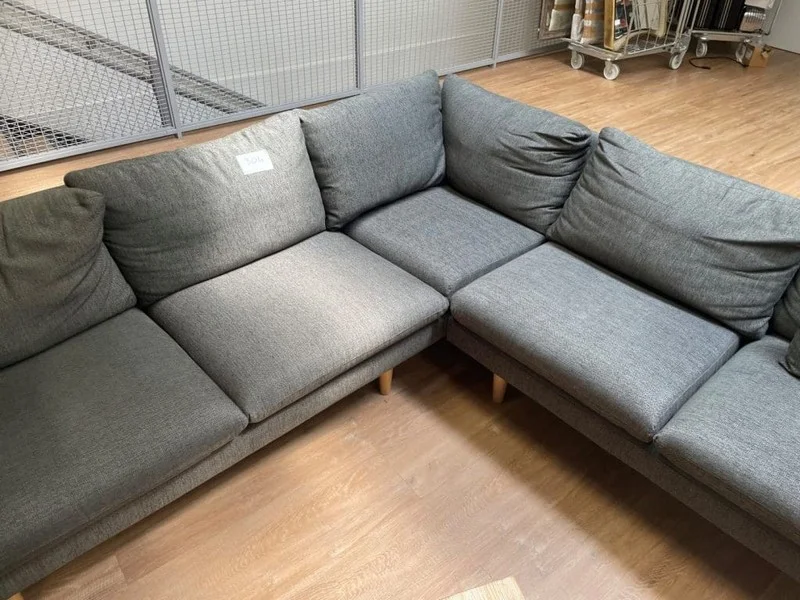 Hilco Global Europe - Assets Comprising Studio Equipment, IT & Furniture Auction - Auction Image 3