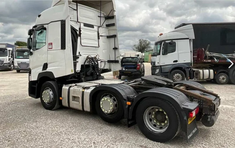 BPI Auctions - 2018 Renault T480 Comfort Tractor Units Auction - Auction Image 3